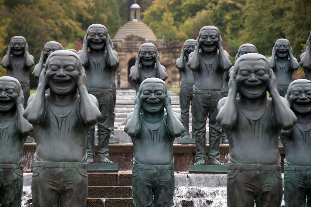 Group-Statue-by-Paul-Stevenson