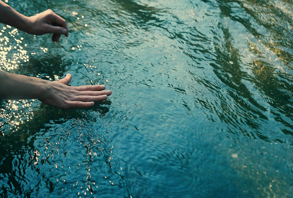 Reflect-by-barbasia.