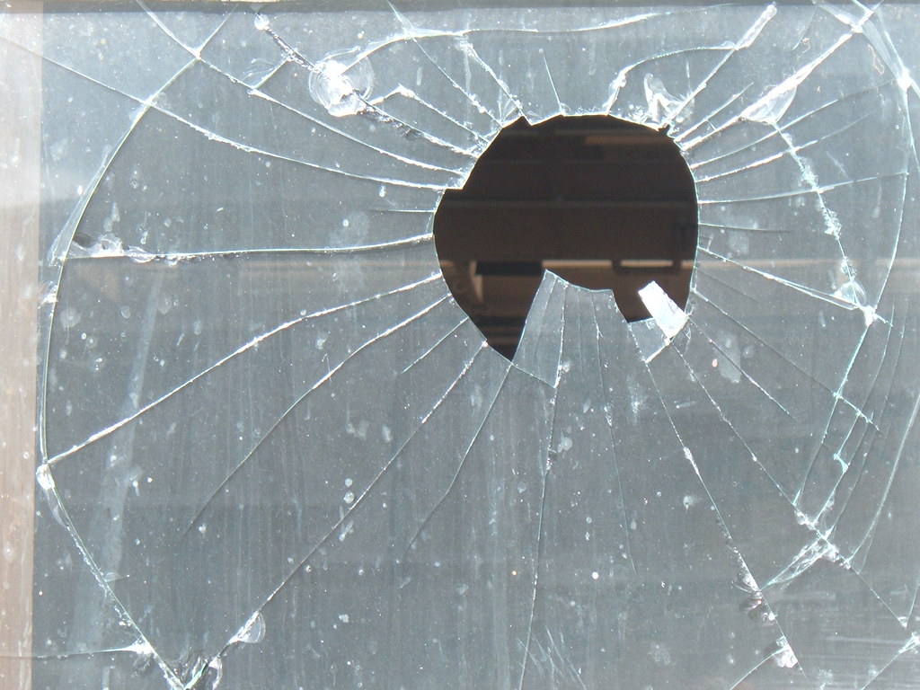 Broken glass by Mr Thinktank