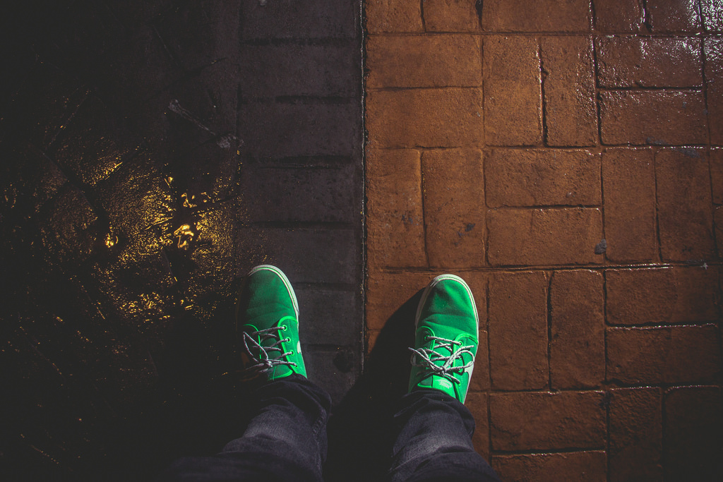 Wet Shoes by Leo Hidalgo (@yompyz)