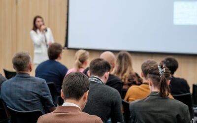 External Leadership Coaching vs. Internal Training Programs